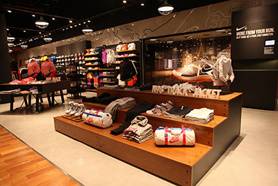 inside-Nike-store