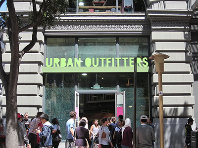 urban-outfitters-front-store