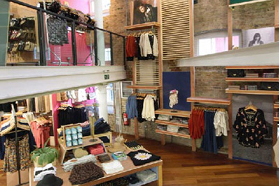 urban-outfitters-inside-store